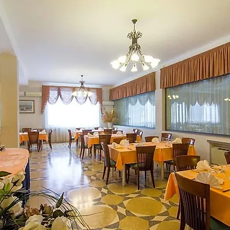 Hotel Racar Lecce