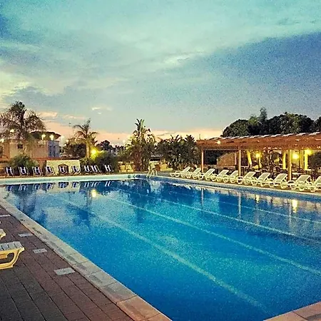 Hotel Racar